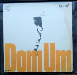 Dom Um