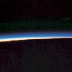 Curve of the Earth